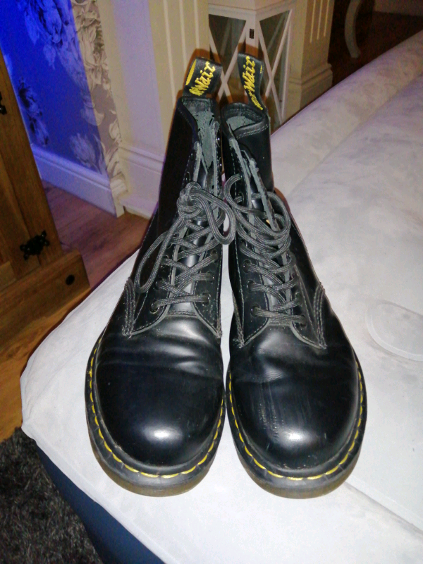 cushion sole boots
